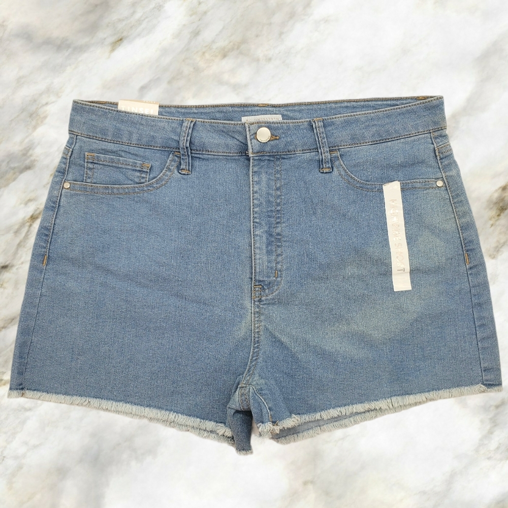 😍 TINSELTOWN  High Rise Denim Shorts